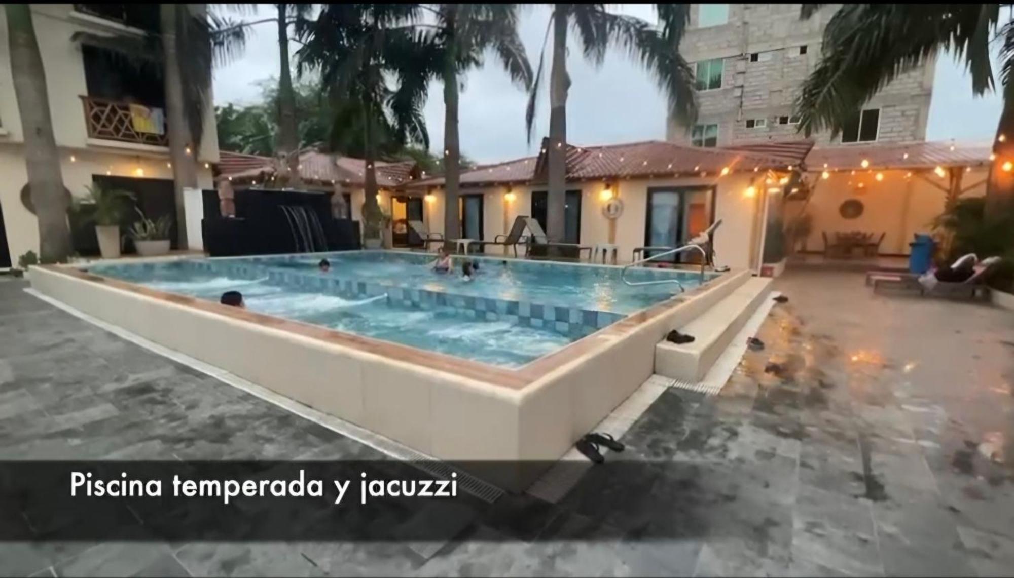 Hotel Berlin International Puerto López Buitenkant foto